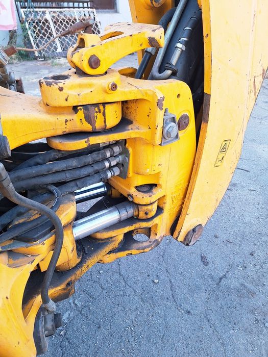 JCB 3CX экскаватор продам