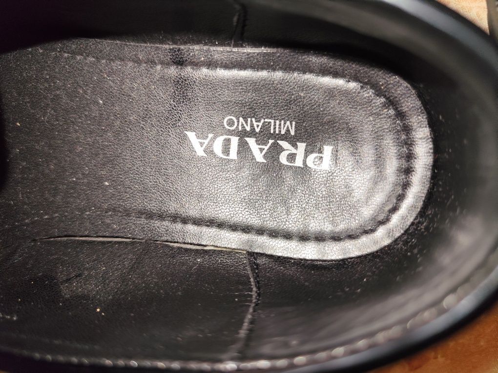 Лоферы , туфли  prada 36р