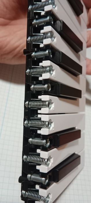 Sprzedam klawiaturę MPK mini MK3 w stanie idealnym