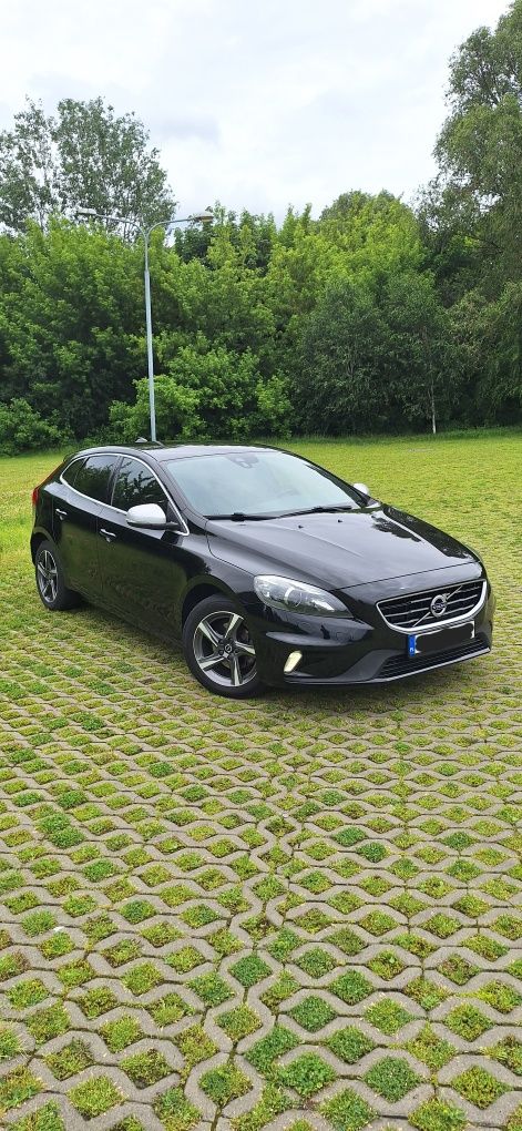 Sprzedam Volvo V40