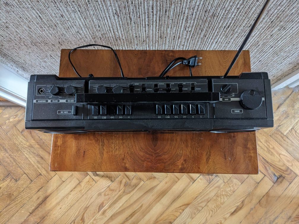 Radiomagnetofon Manuela 3 RMS 818