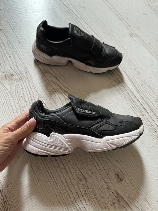 Кросівки Adidas Falcon оригінал p 37,5 23 см шкіра