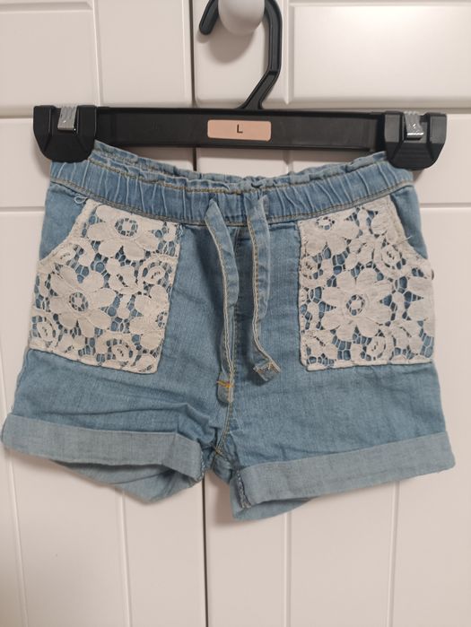 Jeansowe szorty / spodenki z koronką r. 74 (6-9 msc) pepco