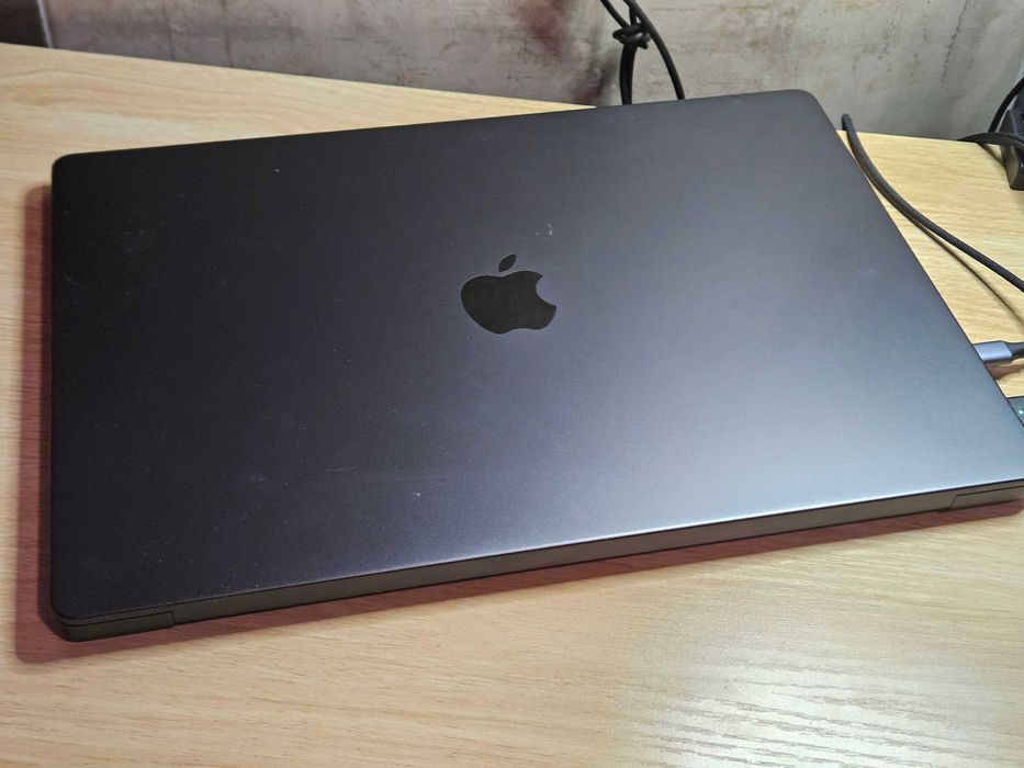 MacBook Pro 16''  M4 Pro14-core|24GB|512GB SSD| GPU 20 (RESERVADO)