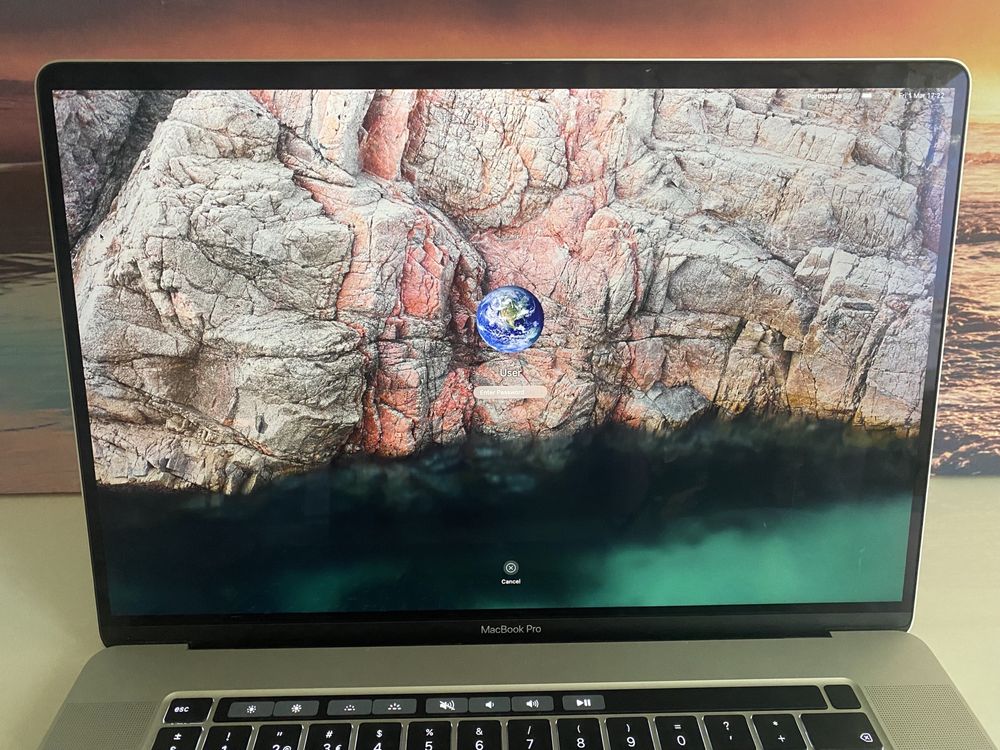 MacBook Pro 16” i7