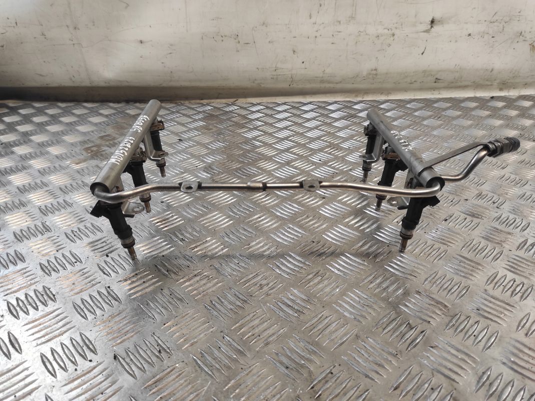 Listwa Wtryskowa + Wtryski Audi A6 C6/2.4 B V6 .02/