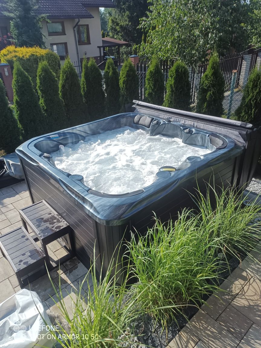 Sprzedam jakuzzi
