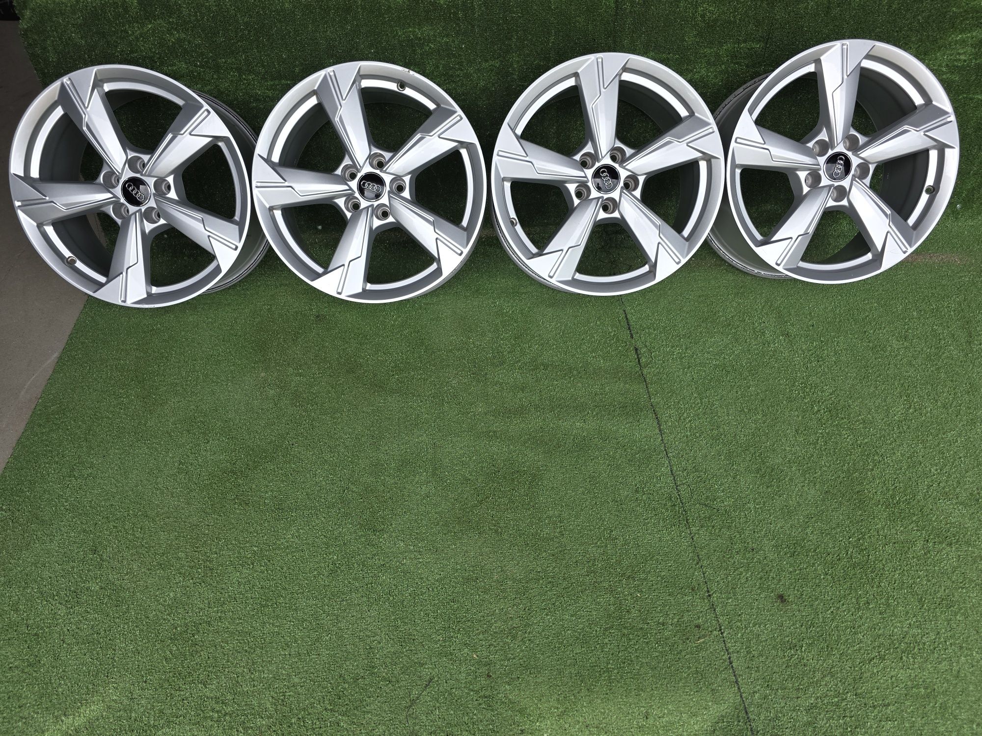 Sprzedam Alufelgi Orginalne Audi 5x112 18 A4 A5 A6 A7 A8 Q5 Q7
