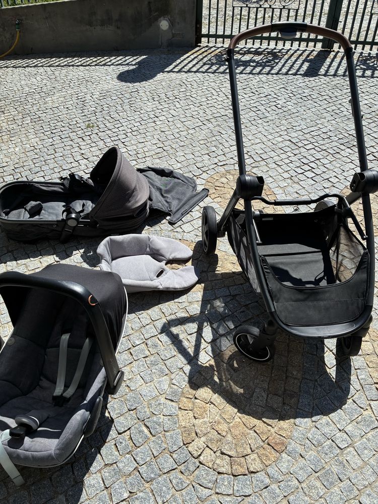 Carrinho e ovo bebe