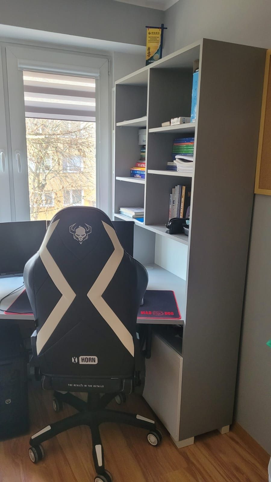 Sprzedam biurko narożne z regałem Meblik