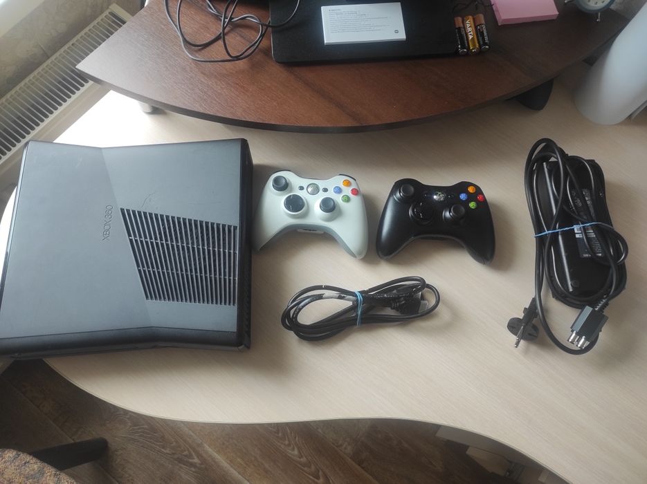 Xbox 360 slim б/у. Тільки самовивіз