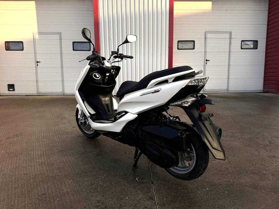 Скутер Yamaha Majesty 155 SG28J з Японії без пробігу по Україні Ідеал