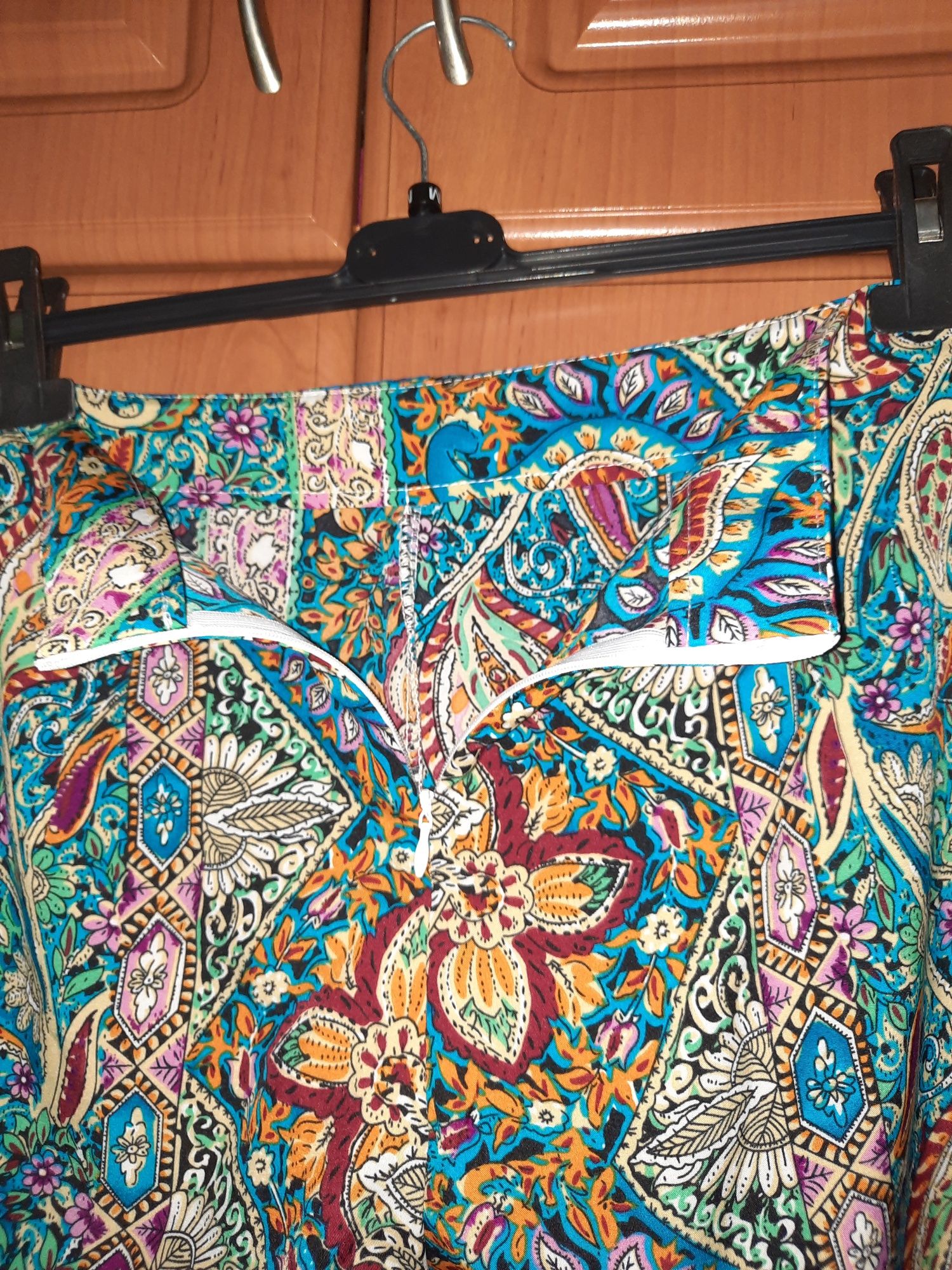 Krótkie spodenki wiązane w stylu Boho
