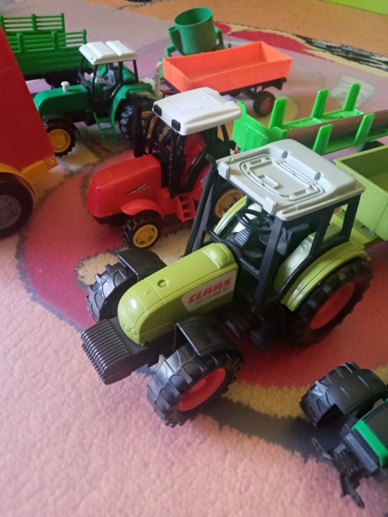 Zestaw zabawek traktory + gratis