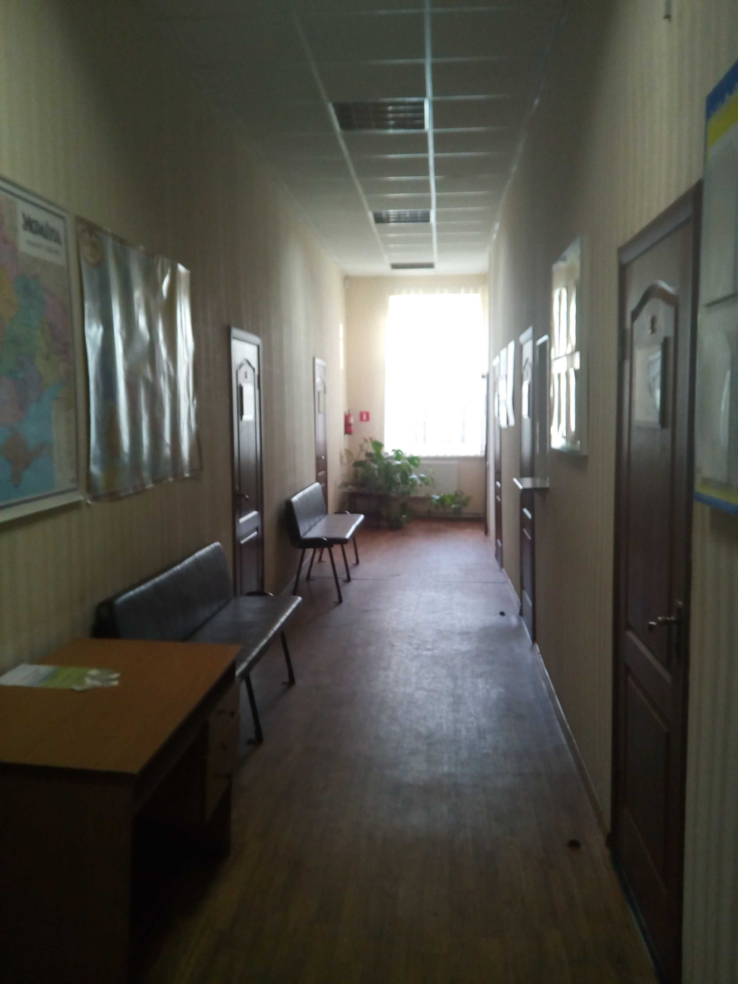 Оренда кабінета 10.2 м. кв., центр м. Самар