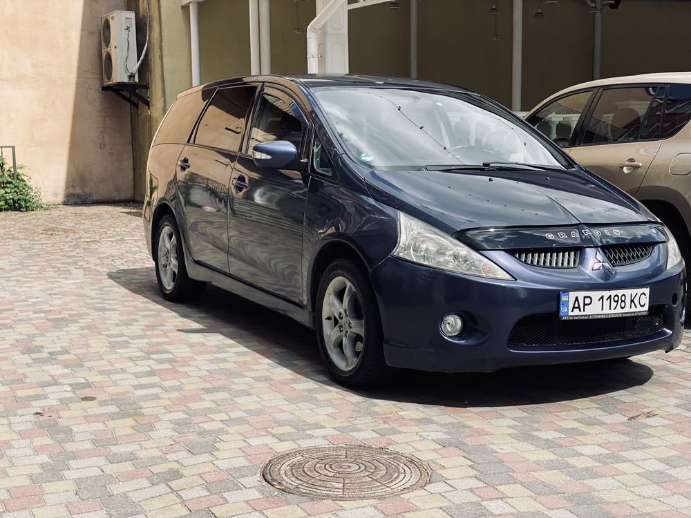 Продам Mitsubishi grandis 2.0 di-d