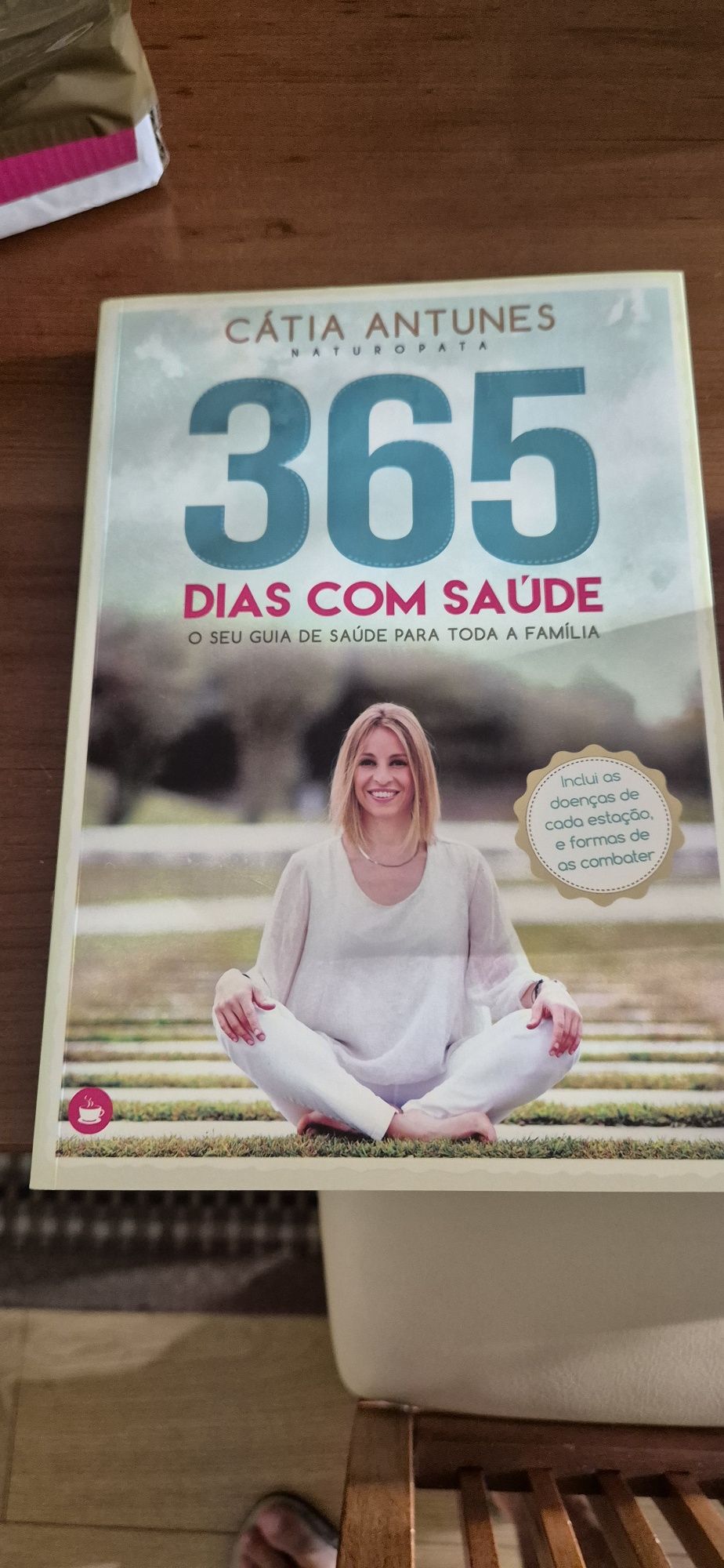 365 dias com saúde de Cátia Antunes