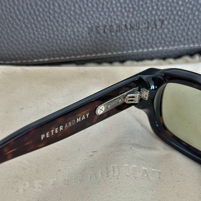 Сонцезахисні окуляри унісекс прямокутні коричневі Peter and May
