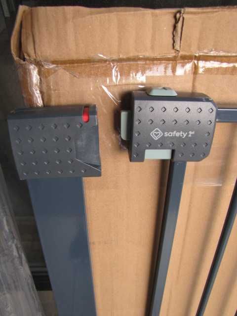 Bramka 73-80 cm zabezpieczająca do drzwi dla dzieci psów Safety