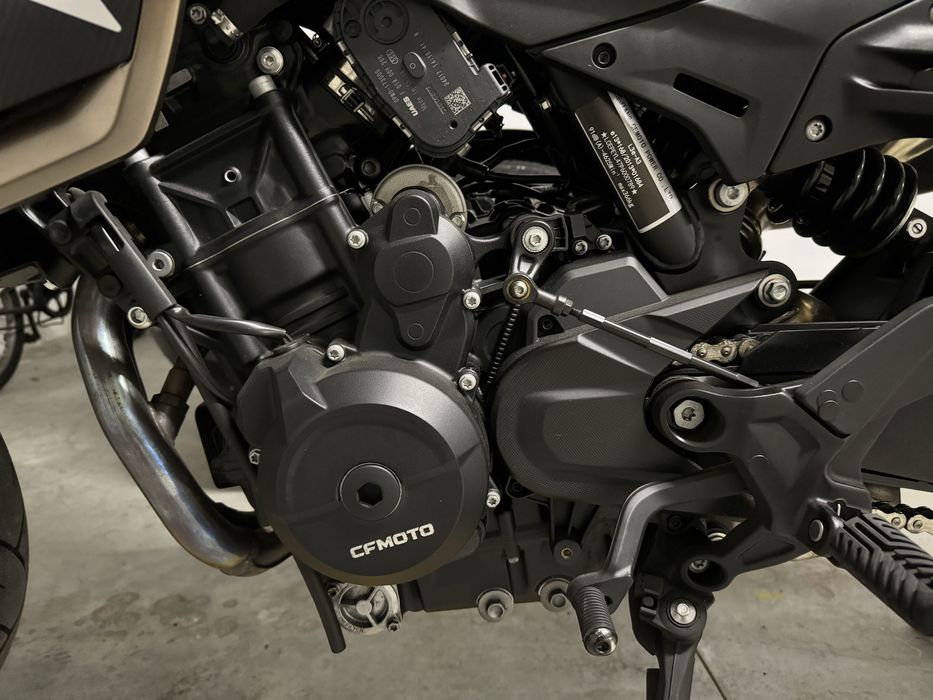 Moto Cfmoto- 800-Nk
