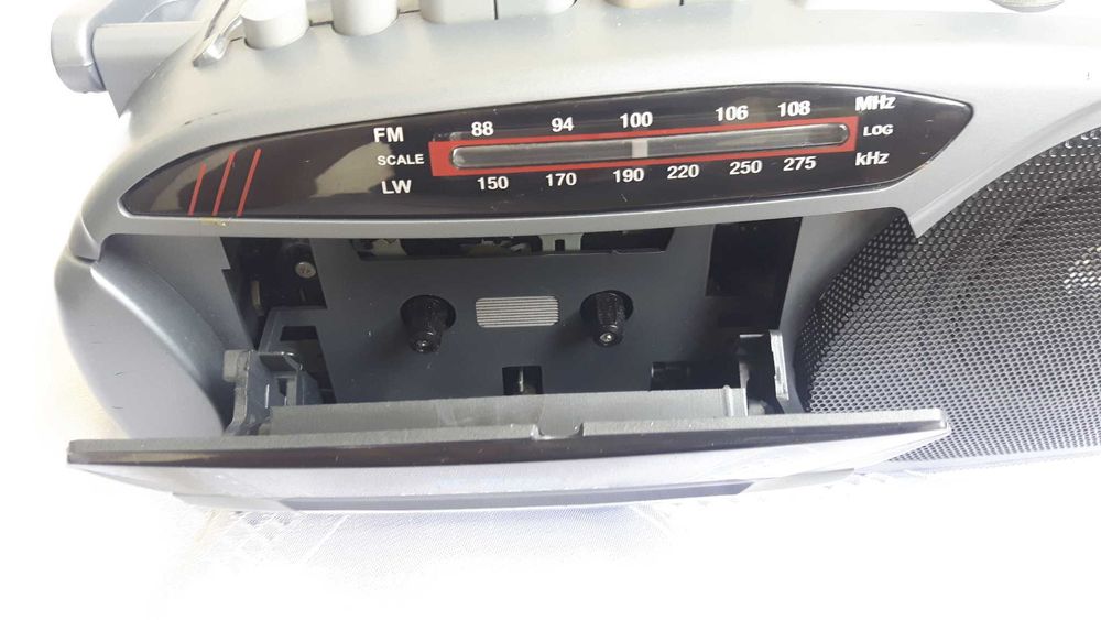 Radiomagnetofon Eltra