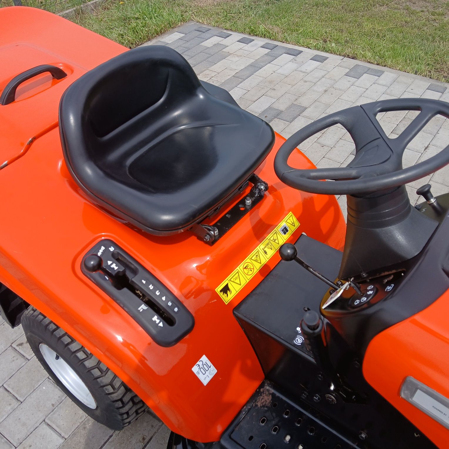 Traktorek kosiarka  Husqvarna CT 131 Manual  Gwarancja  Dowóz