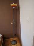 Lampa stojąca z 2 kloszami