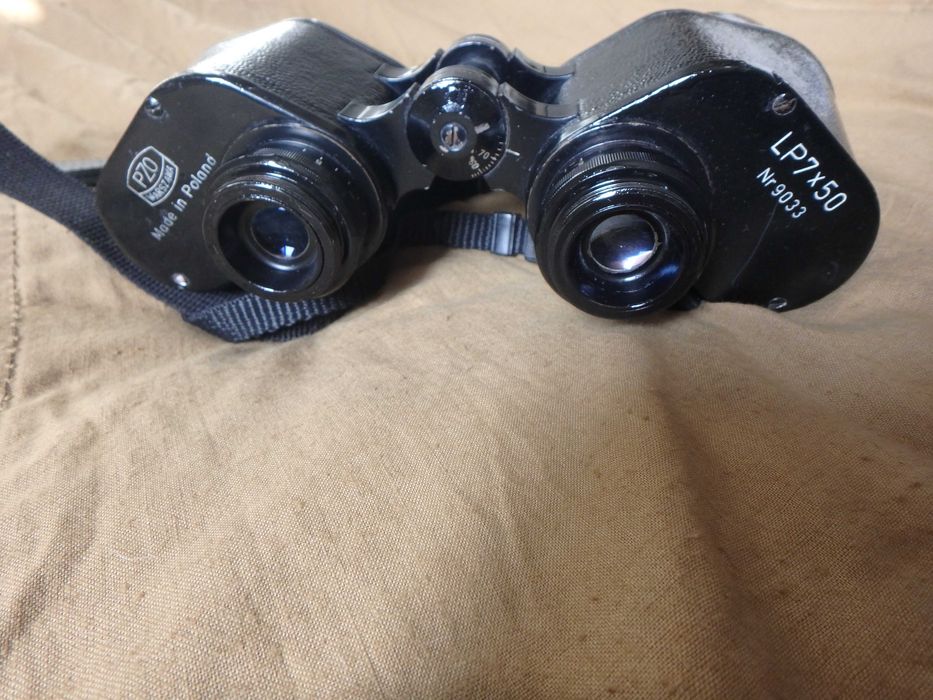 LWP. Lornetka PZO WARSZAWA LP 7 X 50 sprawna. Brak oczników.