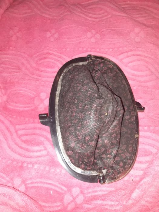 Итальянская женская сумочка клач кожаная винтаж колекционная чёрная