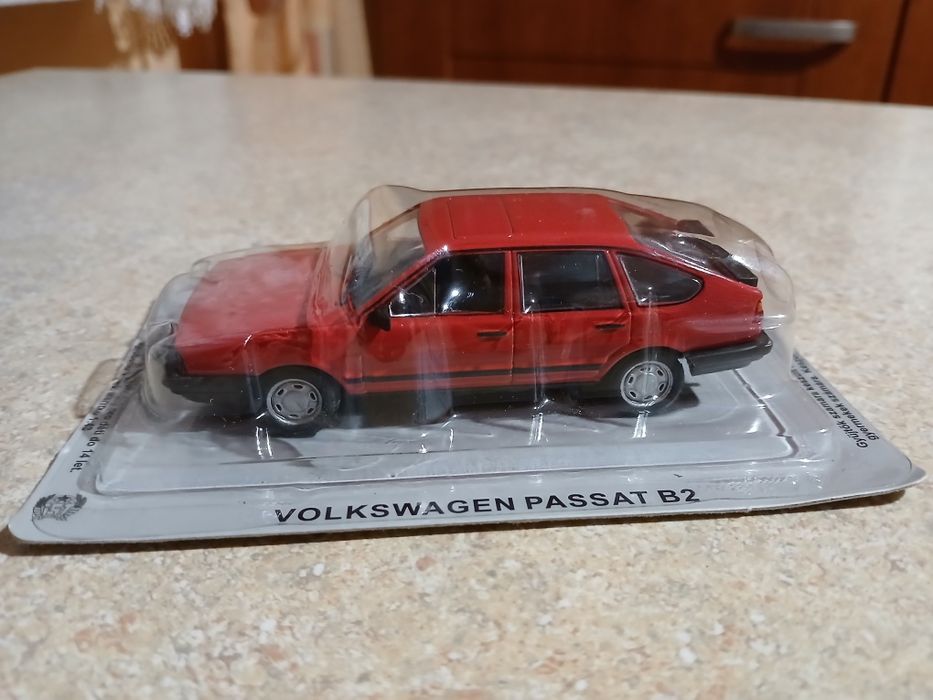 Volkswagen Passat B2. Deagostini 1/43