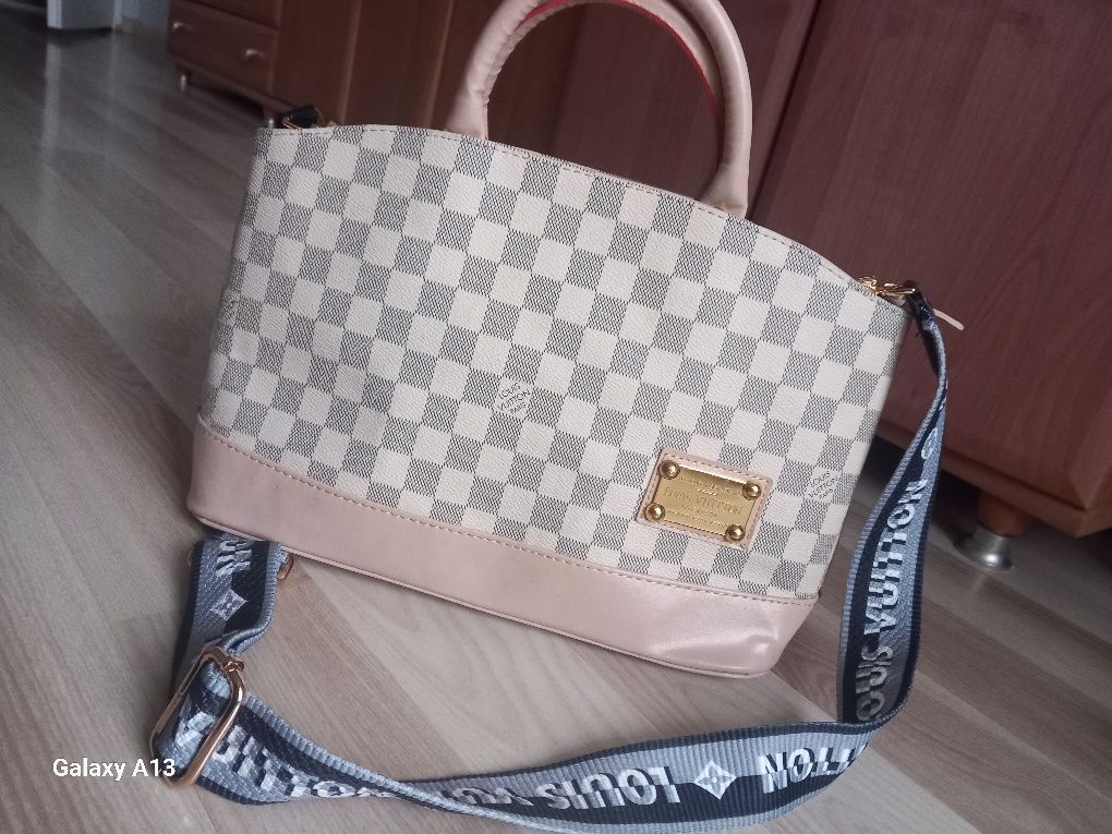 Louis vuitton torebka jasna