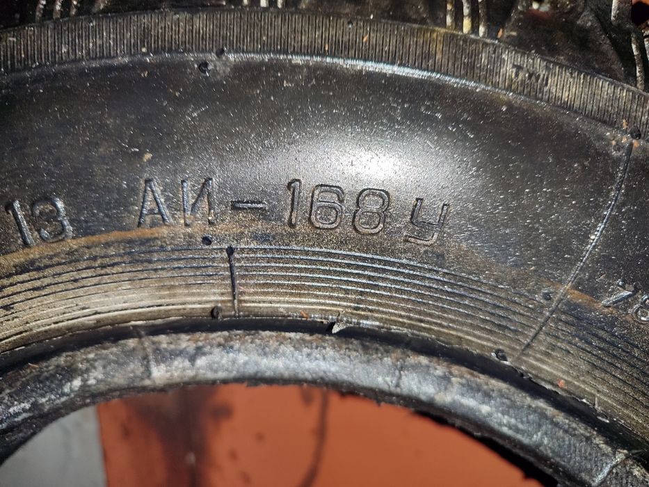 АИ-168У 2шт. R13 б/у відмінний стан.