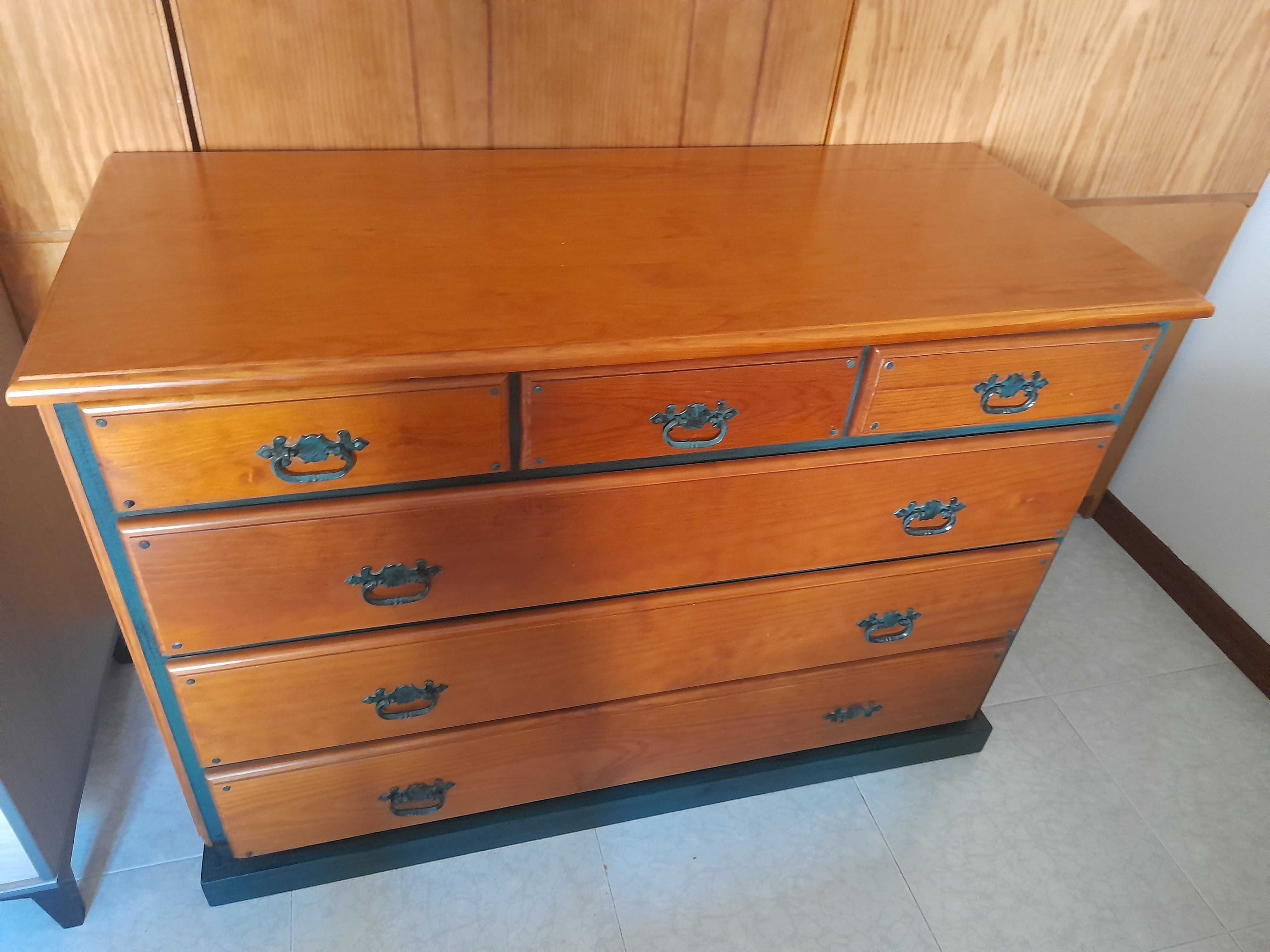 Comoda de sala bom estado