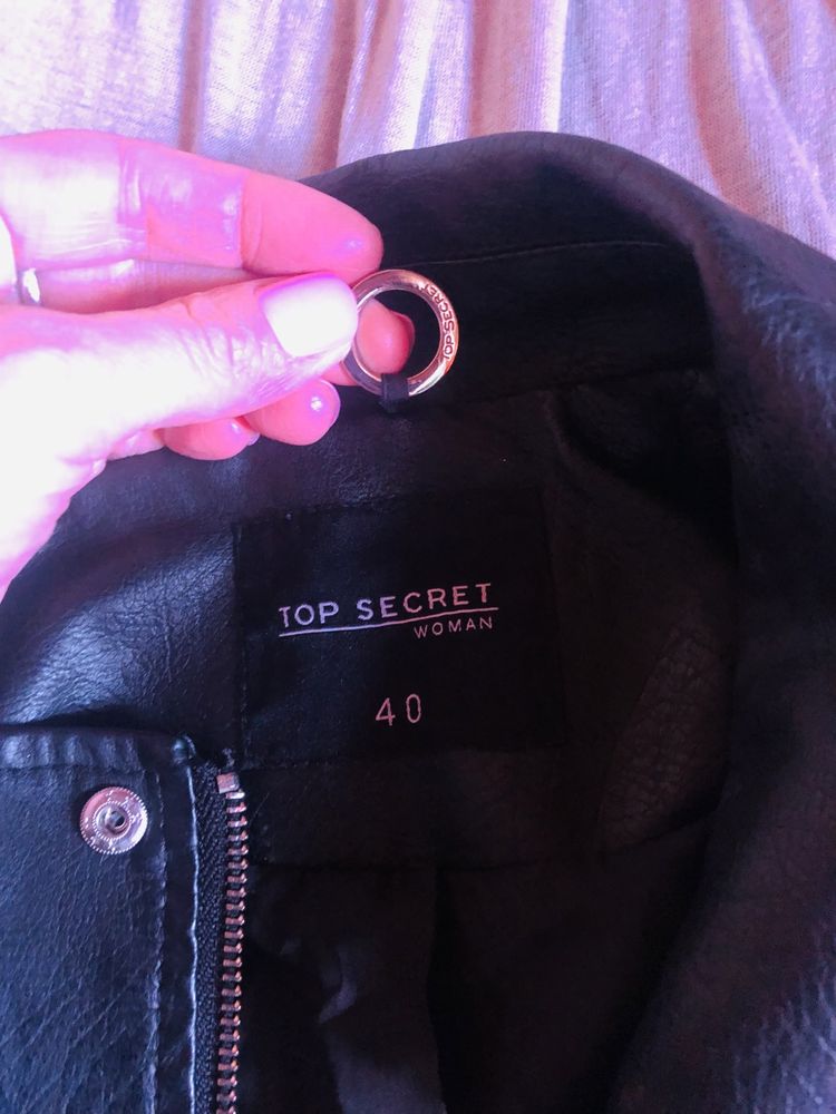 Ramoneska Top Secret