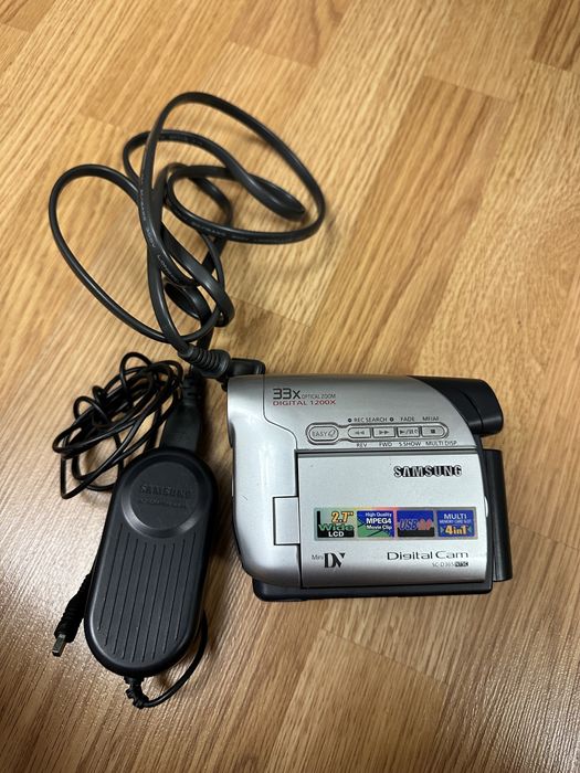 Видеокамера Samsung