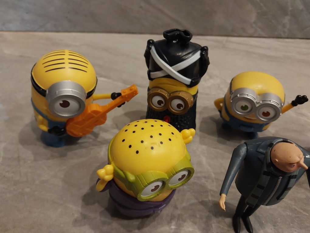 Figurki Minionki,niektóre grające