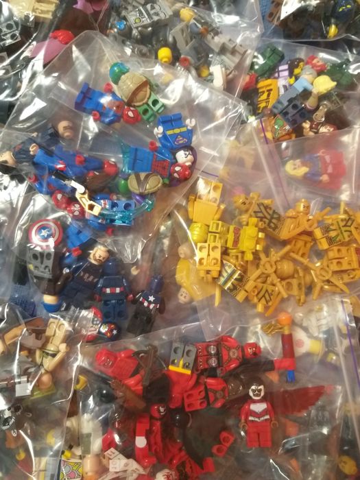 Фигурки Lego, разные, много