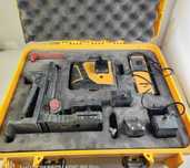 Laser Krzyżowy NIVEL SYSTEM CL3D Komplet