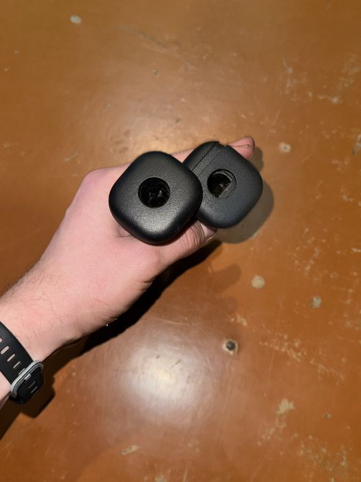 Фіксатори підголовника peugeot 308 t7