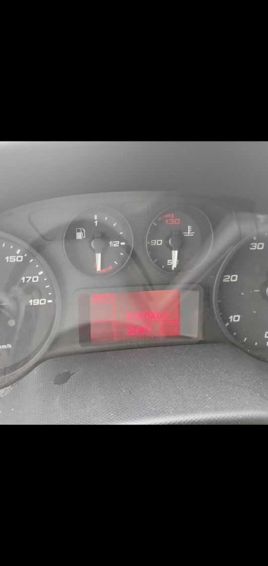 Iveco 72c z winda