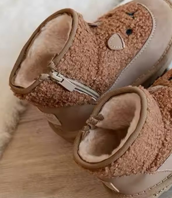 Дитяче зимове взуття/ уги