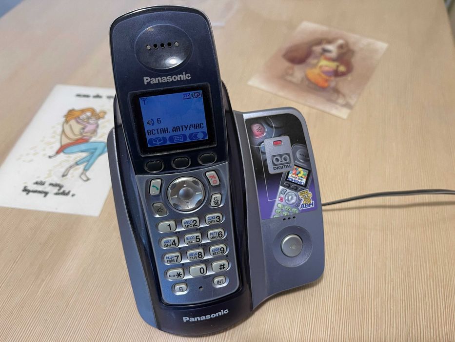 Радіотелефон Panasonic KX-TCD325UA