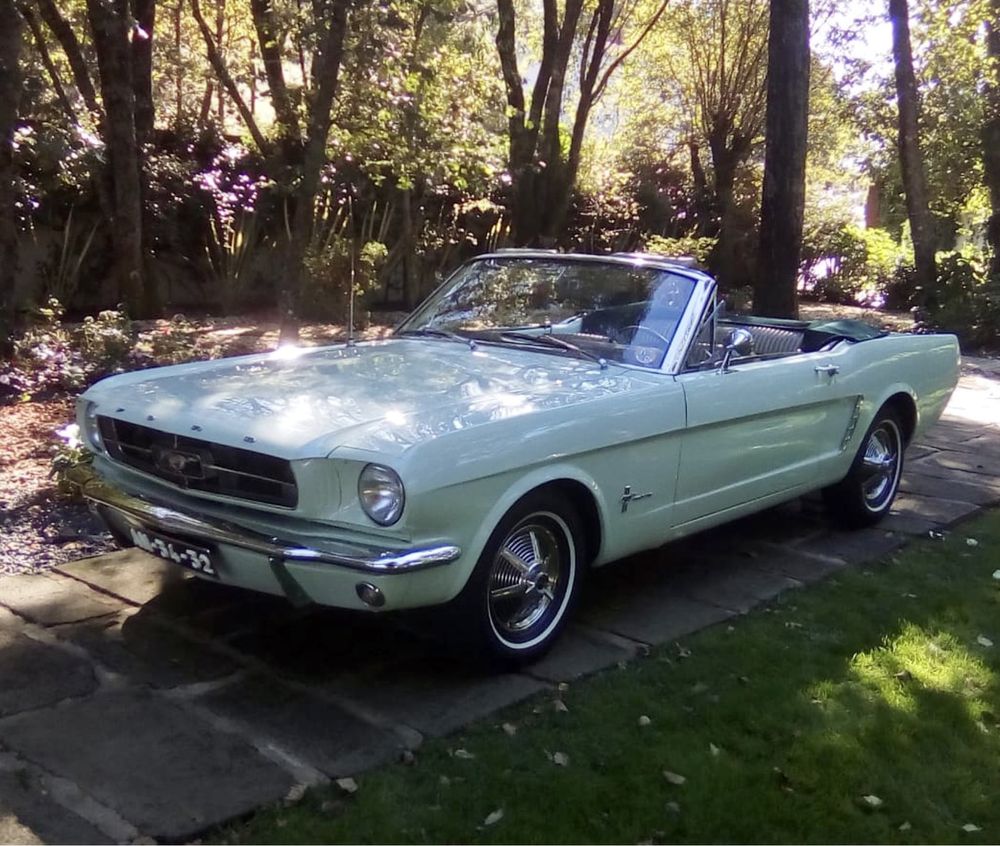 Ford Mustang 1965 cabrio C/Motorista