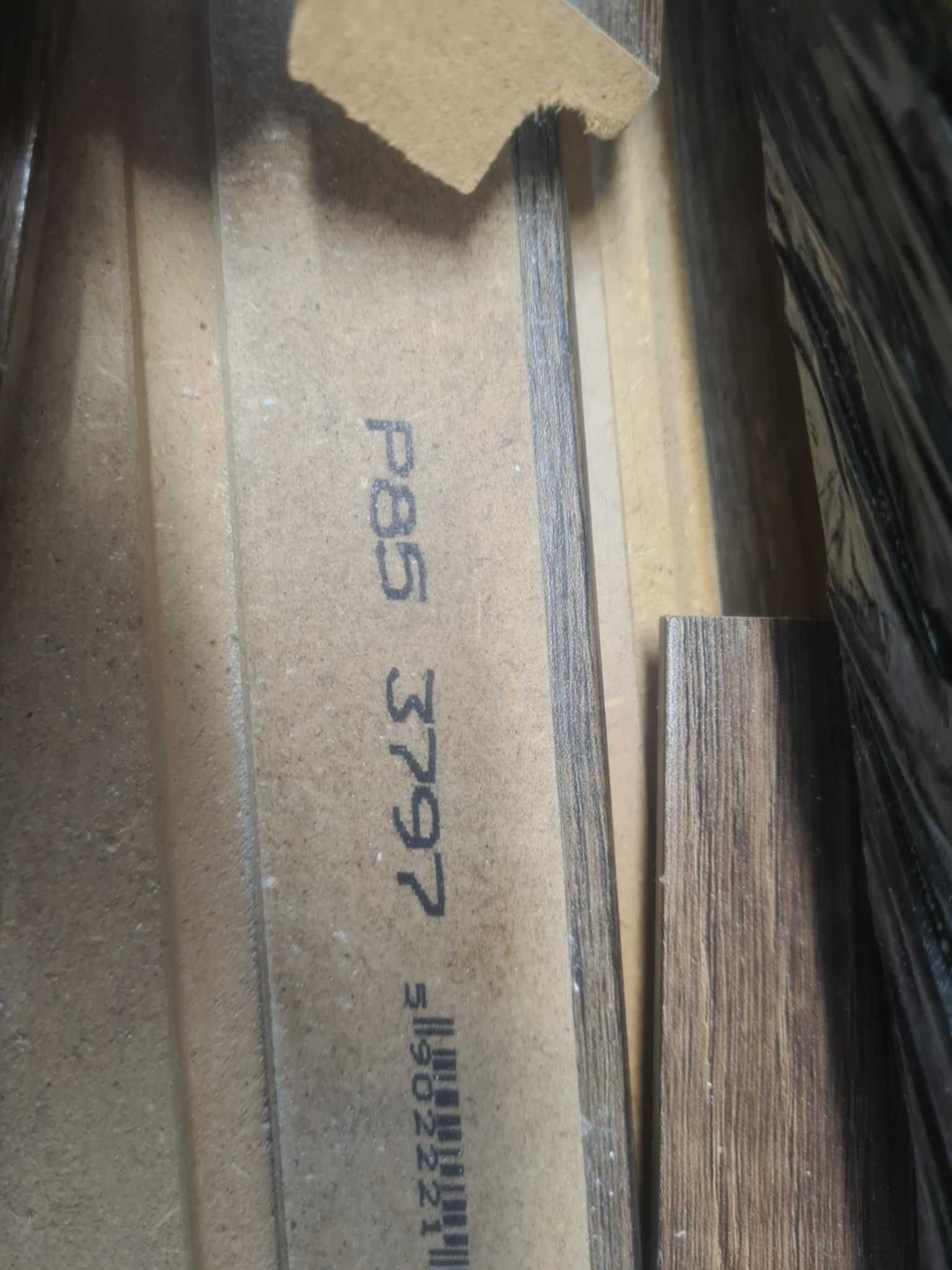 Listwy przypodłogowe Swiss Krono P85 (orzech)