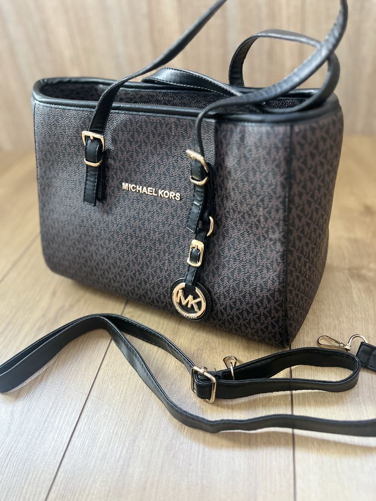 Сумка женская Майкл Корс шопер коричневый Michael Kors Medium шоппер