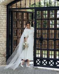 Сукня молочного кольору на весілля, розпис, фотосесію