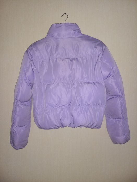 Куртка тёплая,  размер S с шапкой