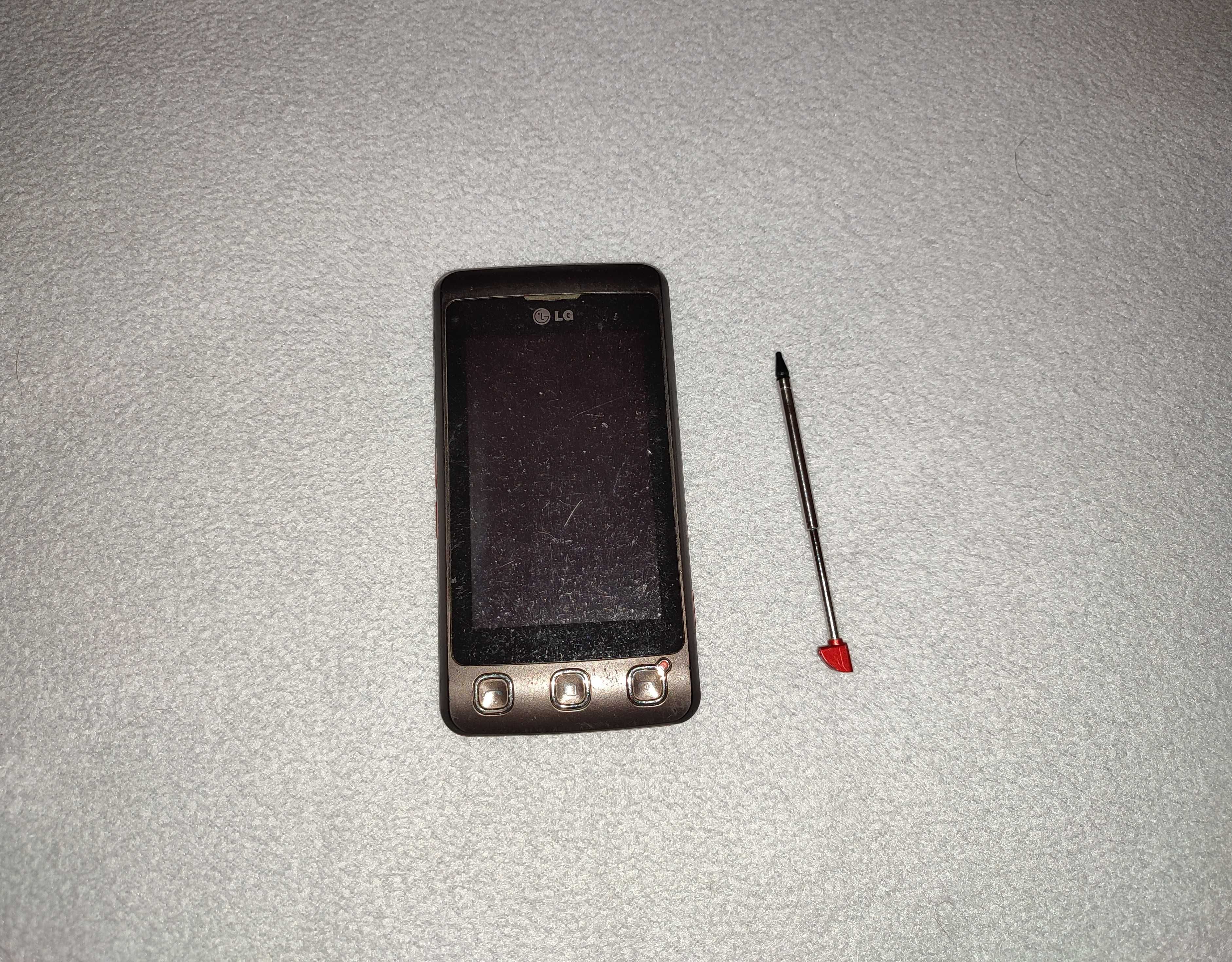 Smartfon LG KP500