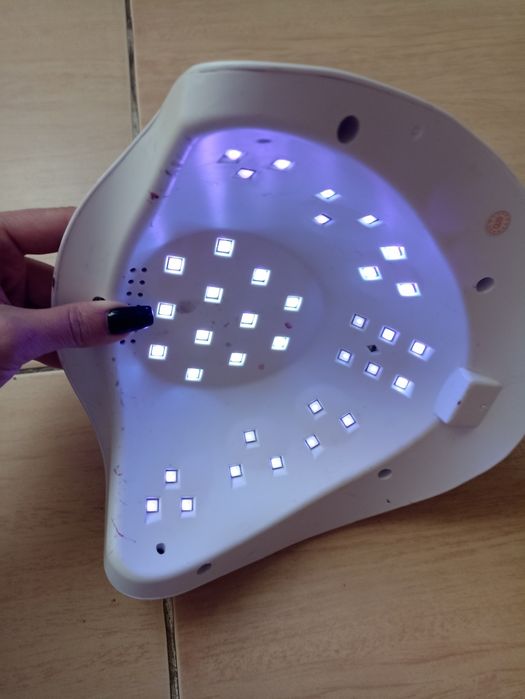 Лампы , Вытяжка для маникюра