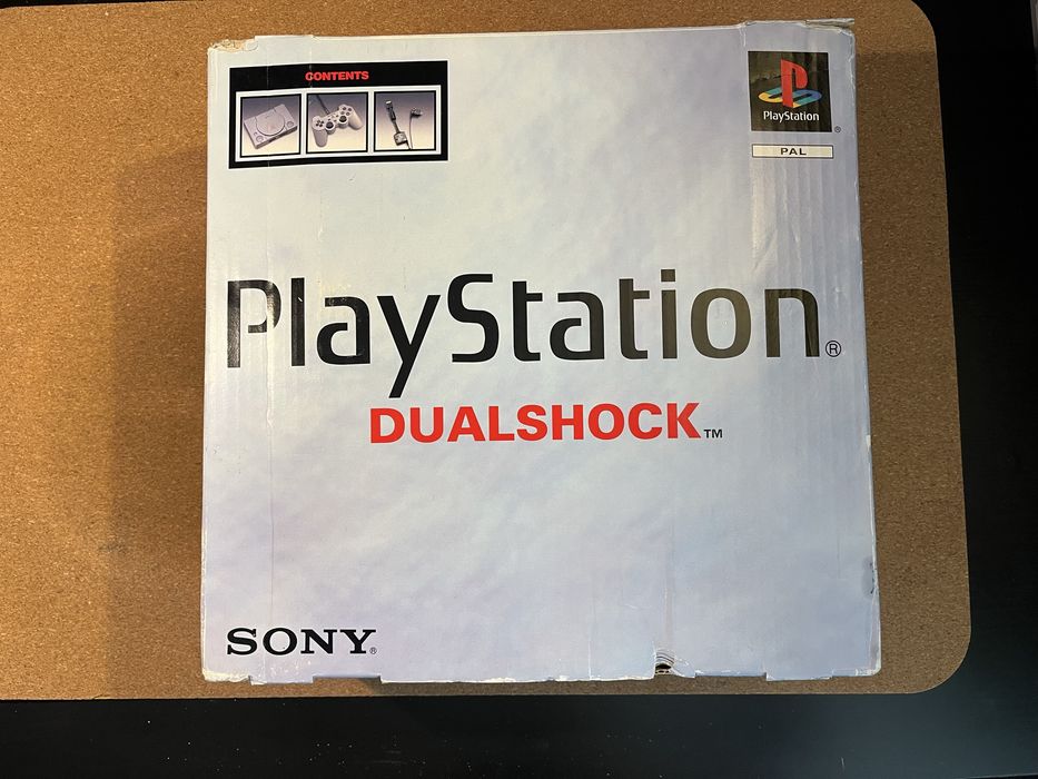 Konsola Playstation 1 PSX Dualshock Box + Total Driving
